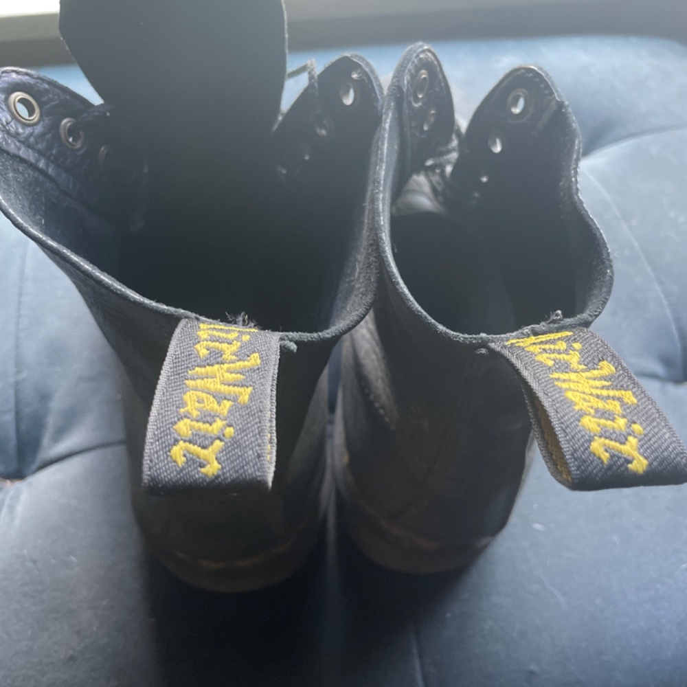 Well worn Dr.Martens - Picture 4 of 6